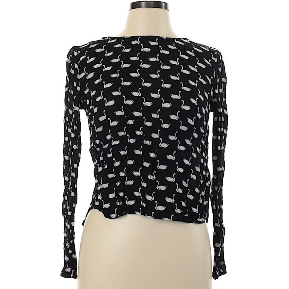 H&M Divided Long Sleeve Swan Blouse SZ 8 Donate